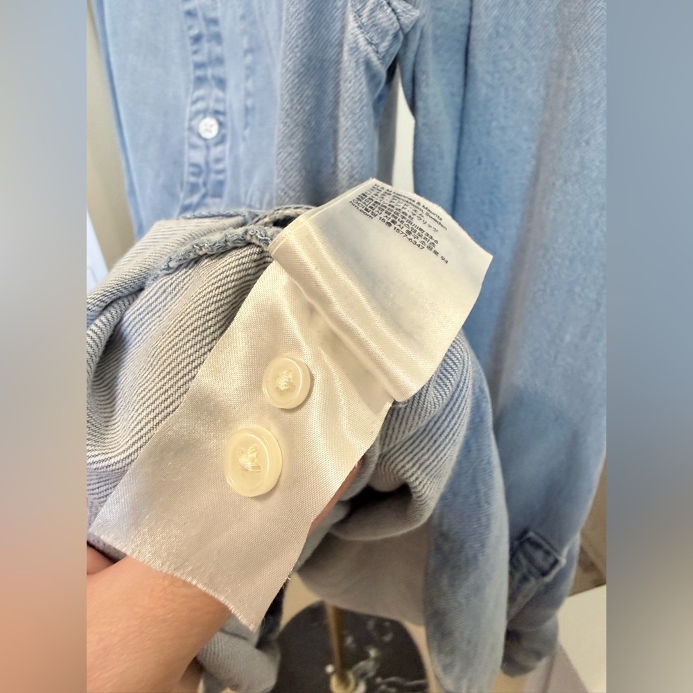 H&M Light Blue Casual Button Down Shirt Size Small - Picture 10 of 12